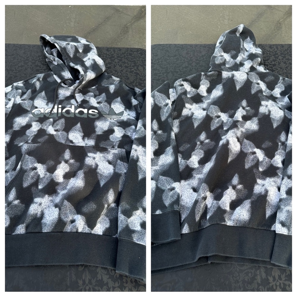 ADIDAS pullover hoodie size L
Cotton Blend
B324
